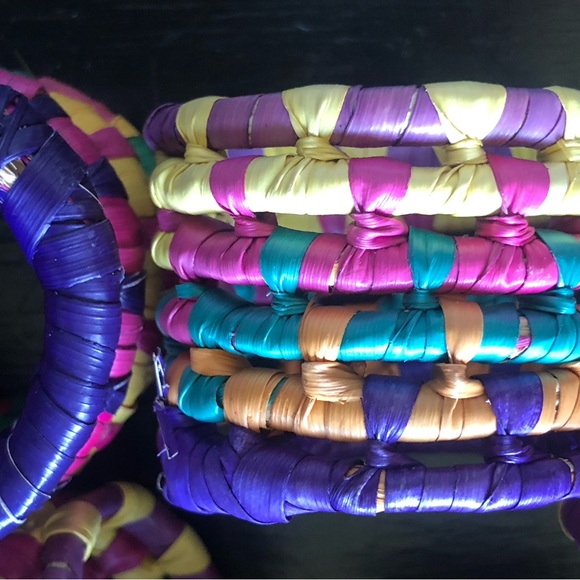 8 Mexican Palm Straw Napkin Rings Multicolor 1.5” Fiesta Cinco De Mayo Excellent - Picture 5 of 7